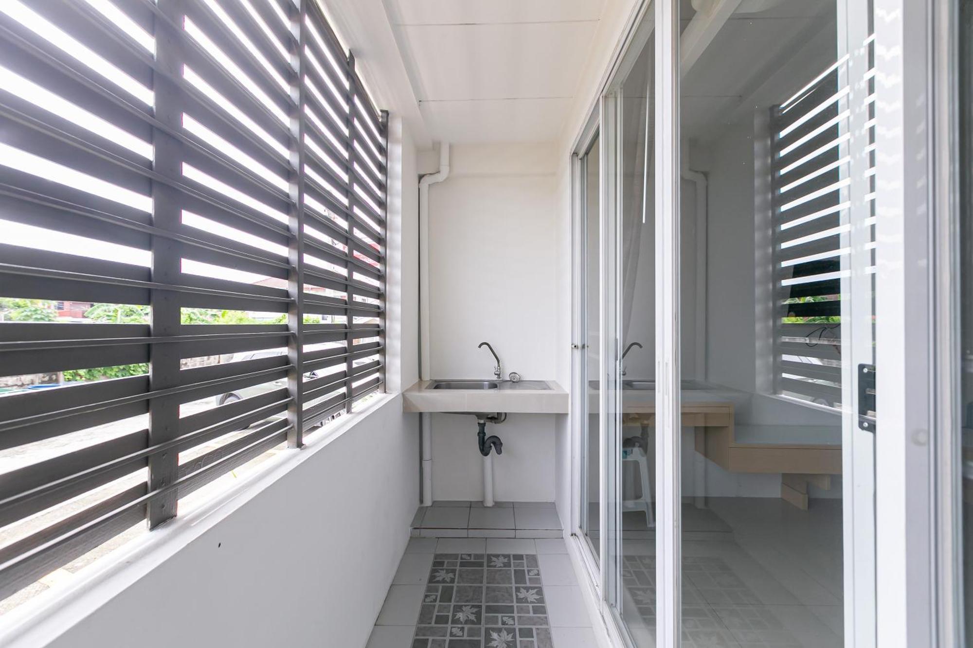 Ruan Plaisoi Apartment 방콕 외부 사진