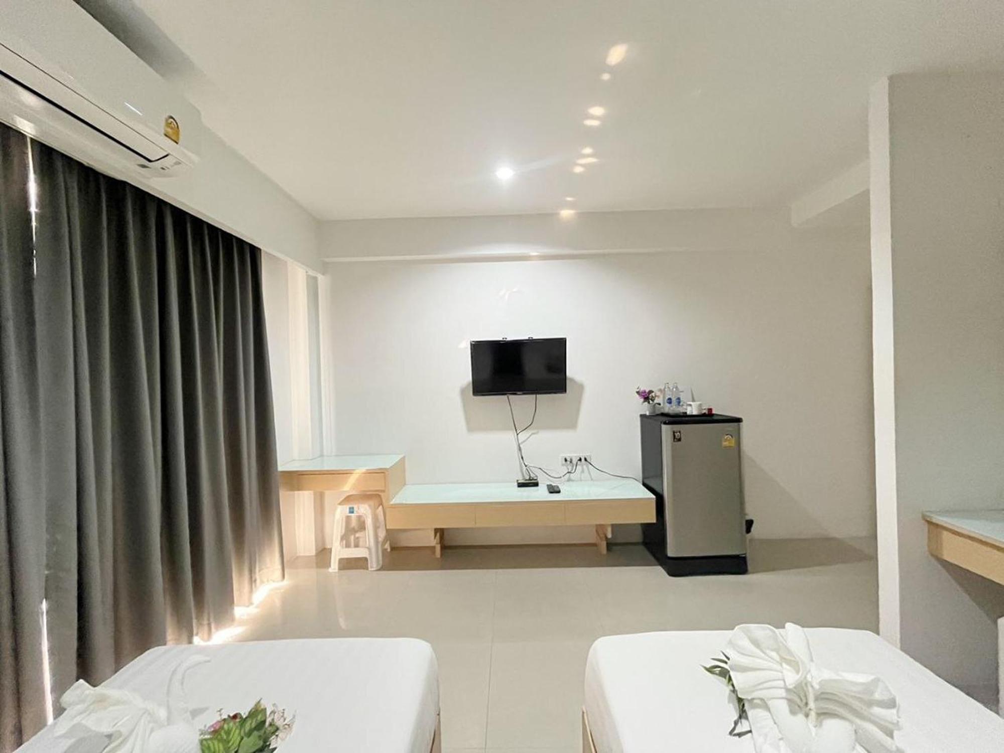 Ruan Plaisoi Apartment 방콕 외부 사진